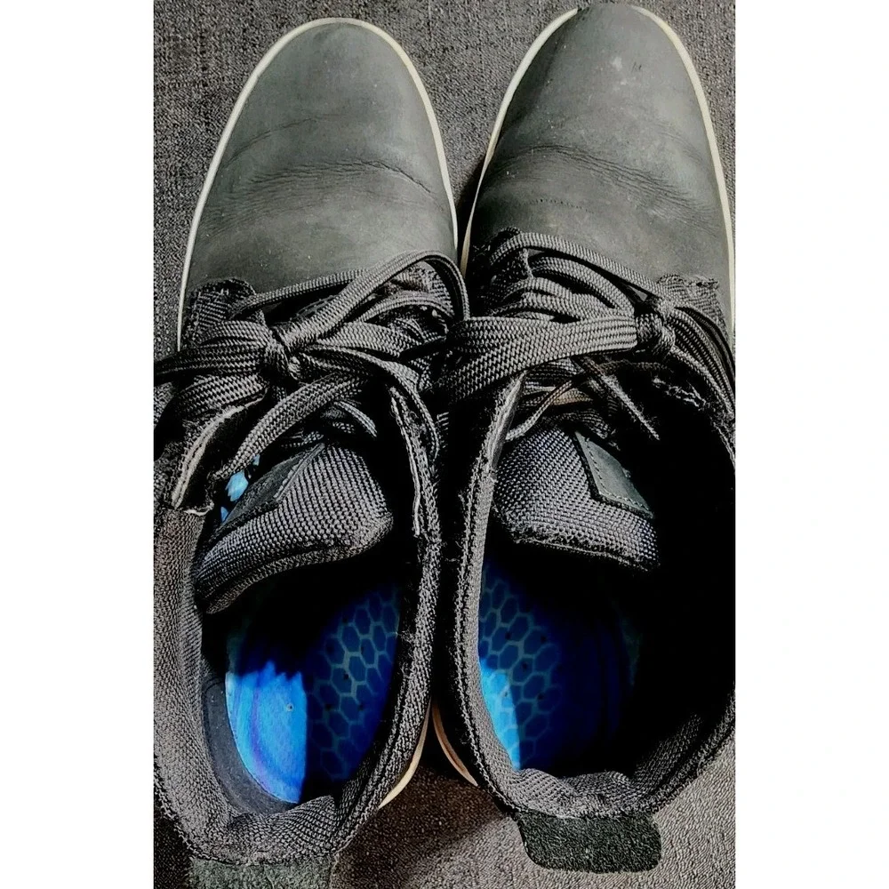 Timberland Davis Square Chukka Black‎ Nubuck Leather Sneaker Men's Size 11 EUC